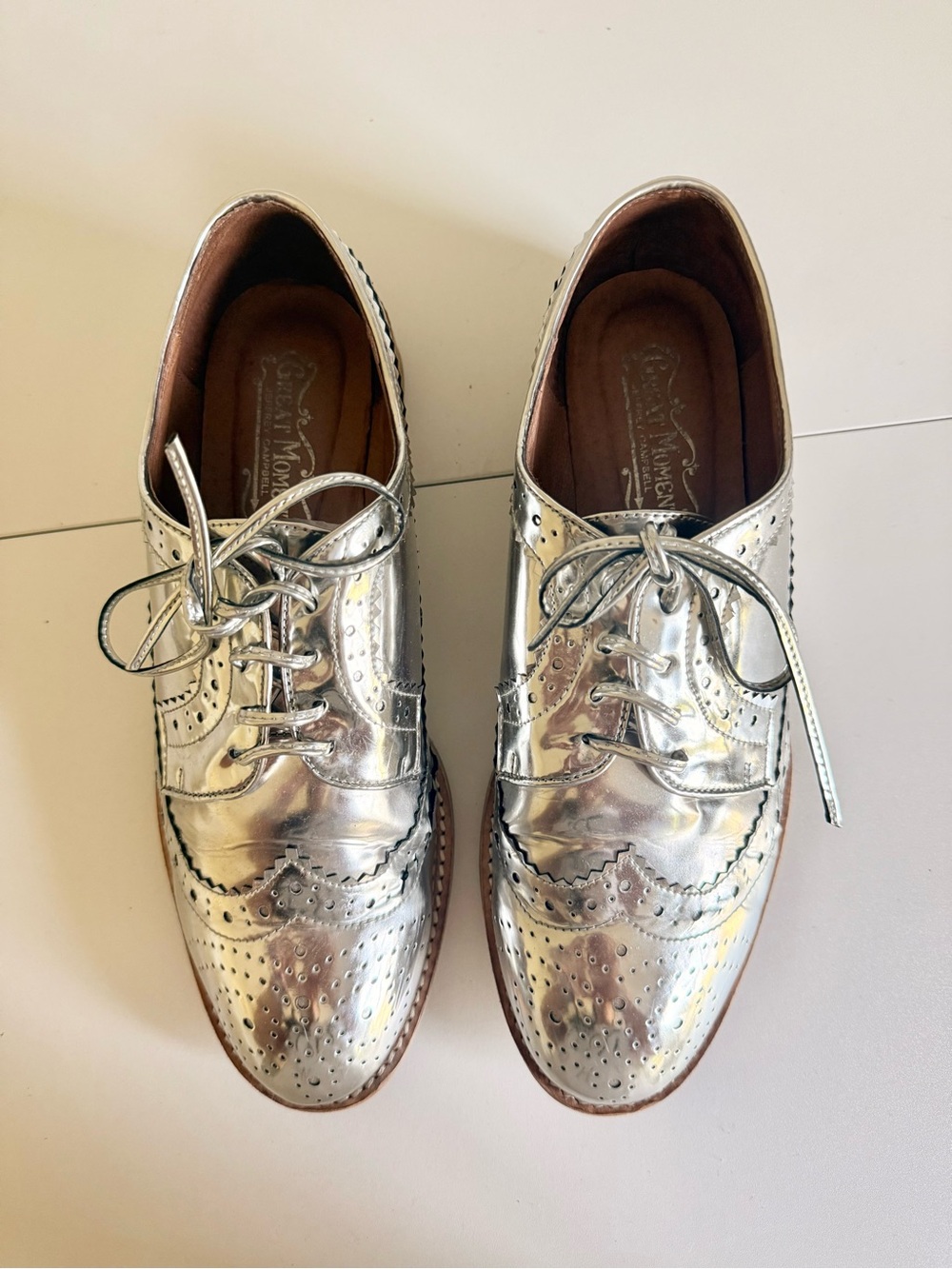 ✨ Jeff Campbell “Mirror” Silver Metallic Wingtip Oxford Shoes | Women’s Size 10 - Picture 2 of 7